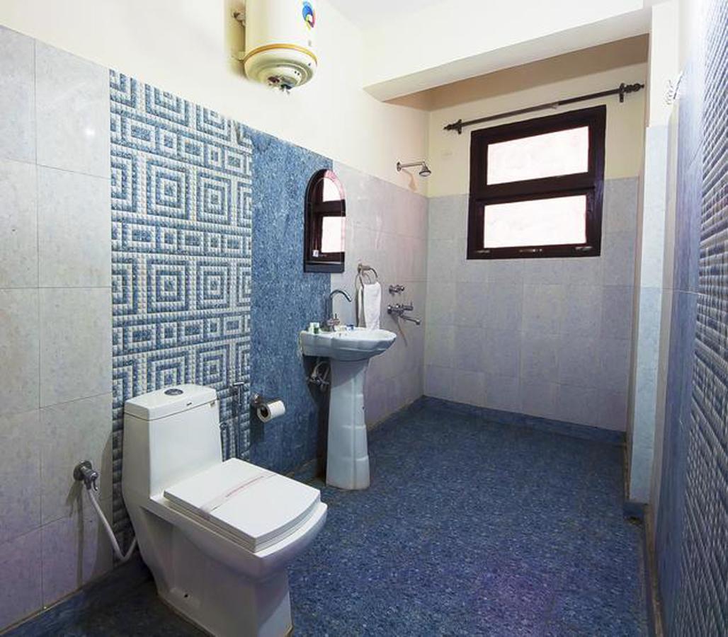 Hotel Radhe Continental Nainital Zewnętrze zdjęcie