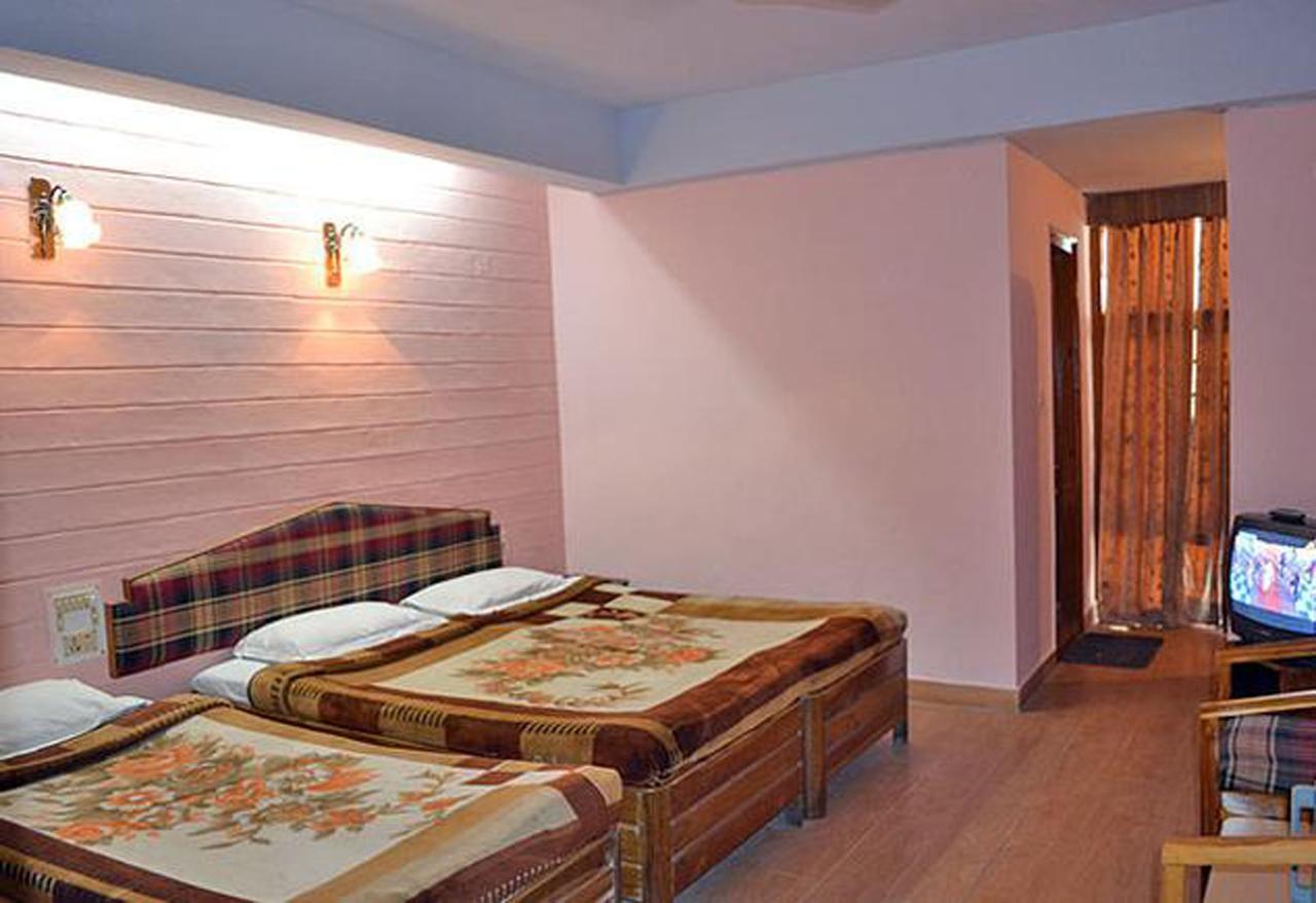 Hotel Radhe Continental Nainital Zewnętrze zdjęcie